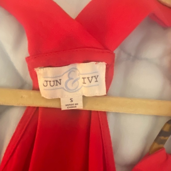 Red wrap top with tie - Picture 2 of 3